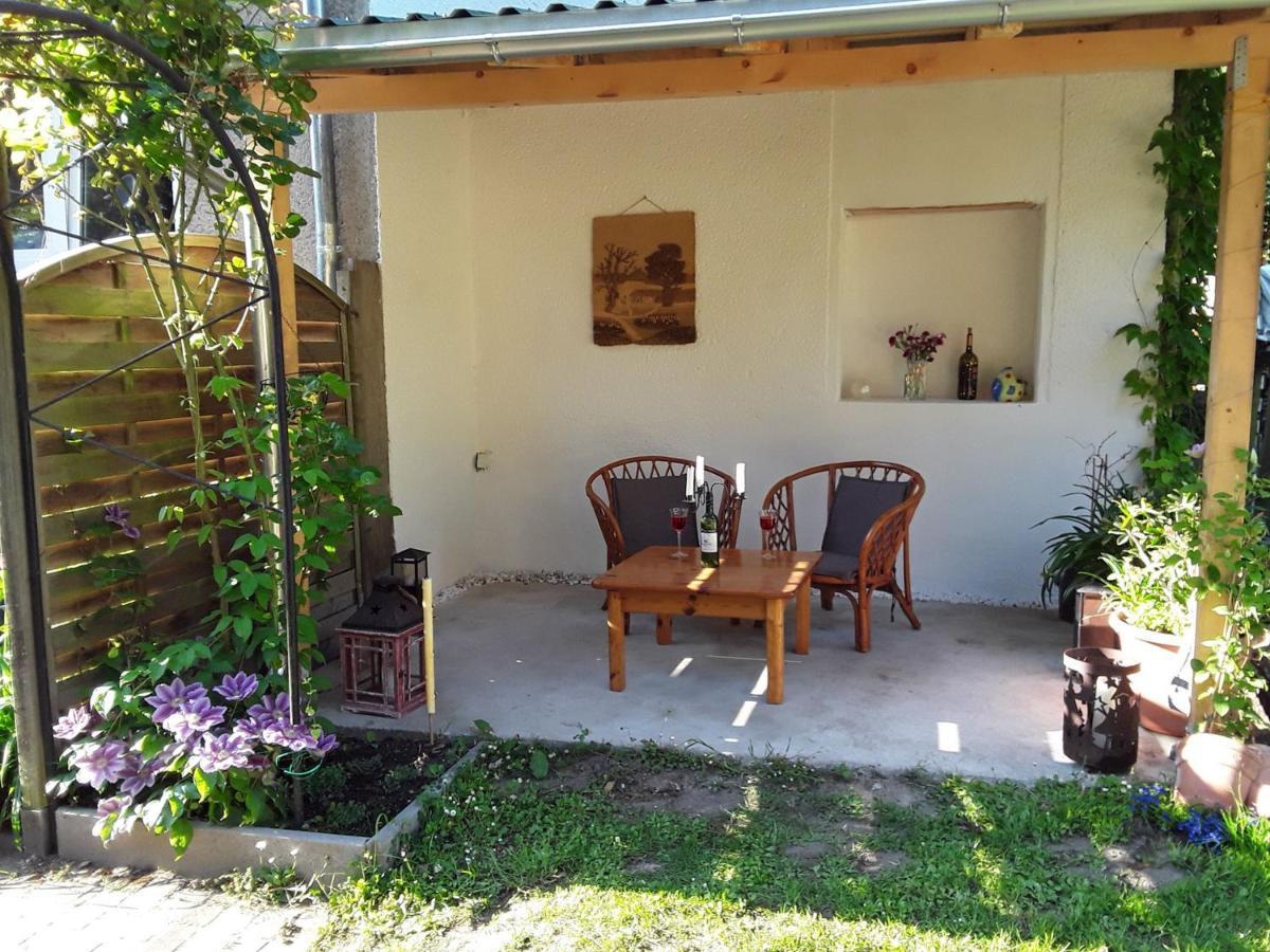 Ferienwohnung Wolf Nietwerder Bagian luar foto